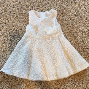 Lace Flower Girl Dress